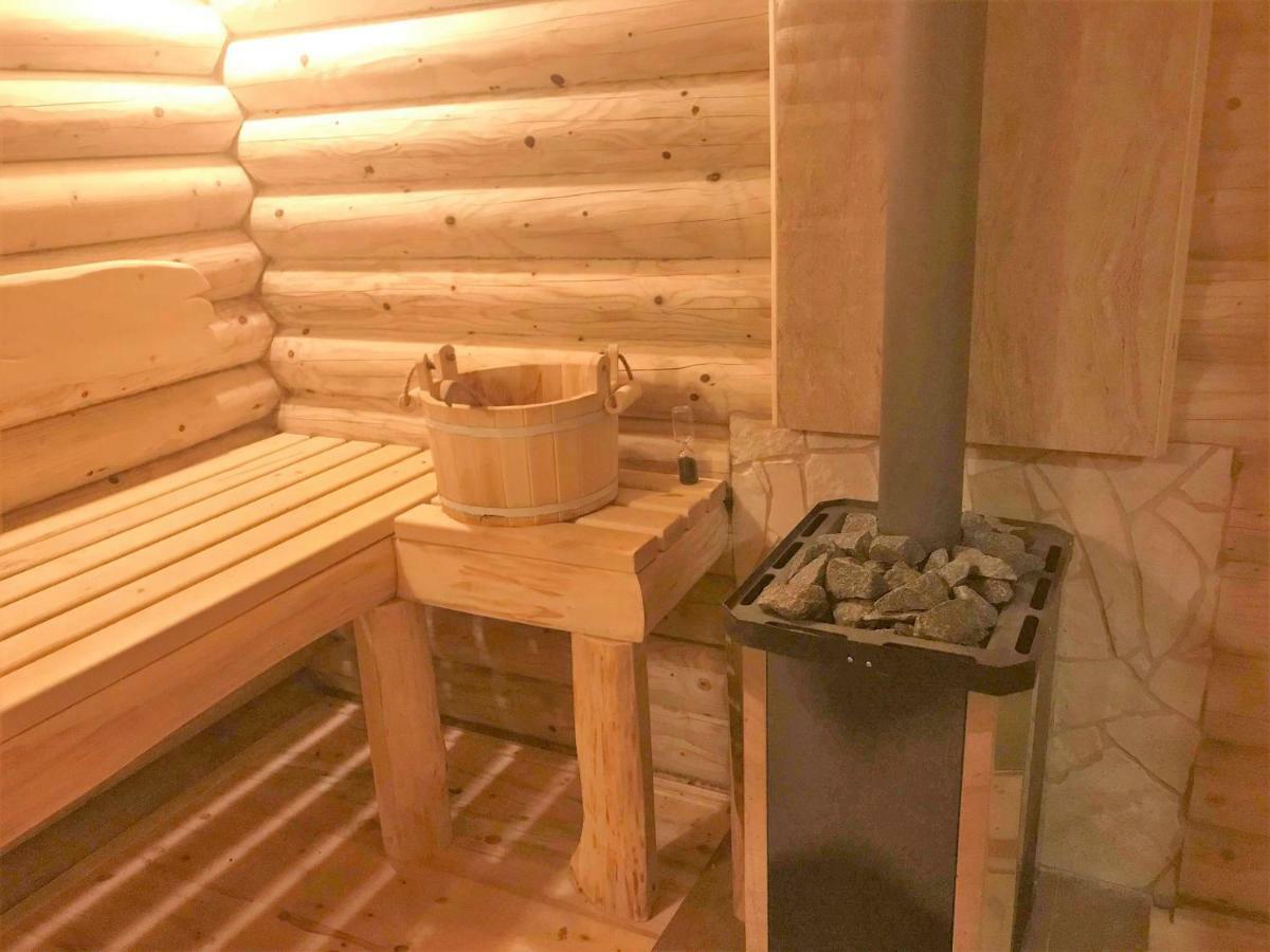 Eko Apartmani Krackovic Golubovci Exterior foto