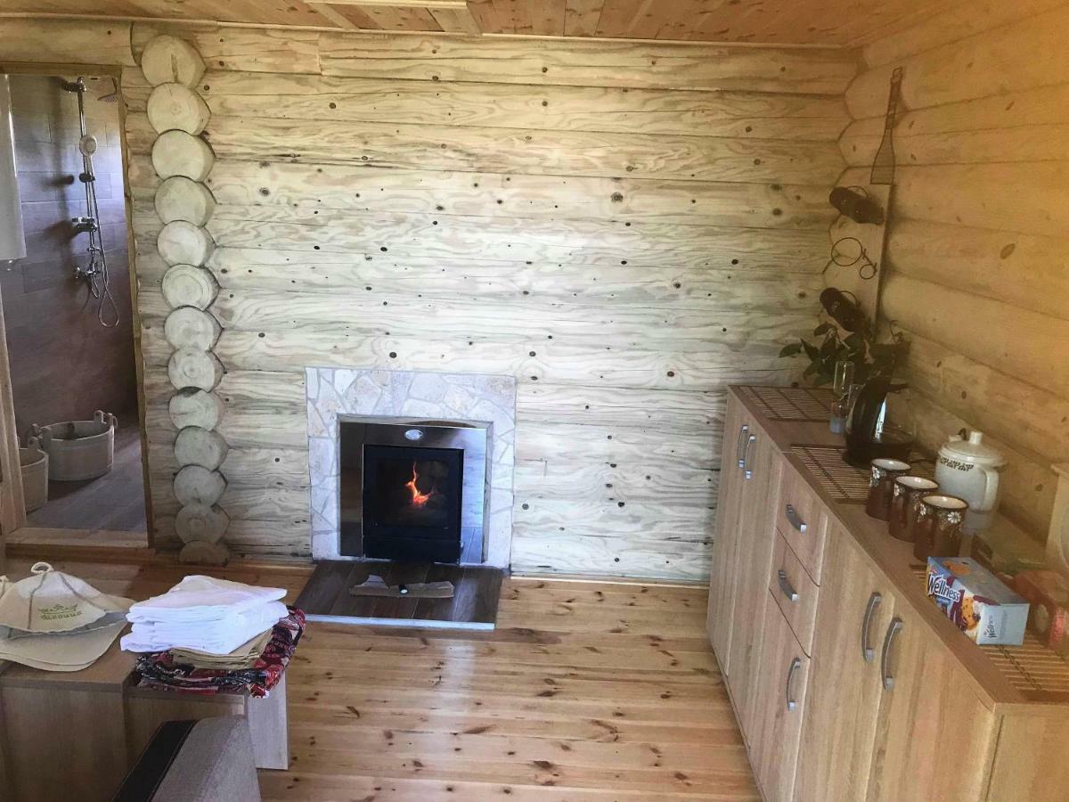 Eko Apartmani Krackovic Golubovci Exterior foto